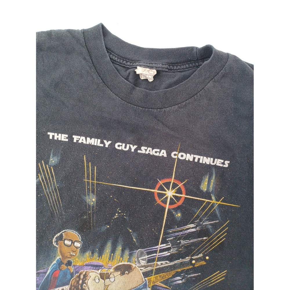 Vintage Family Guy Star Wars Darkside Large Short Sleeve Faded Tee Shirt